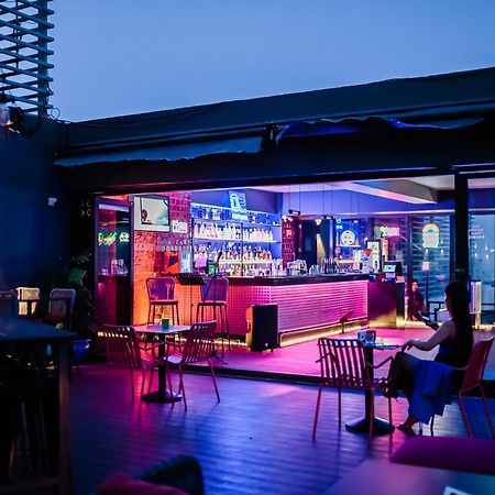 Luxe Suite At Bcct - Bgc'S Prime Studio - Gym, Infinity Pool With Breathtaking Skyline View Taguig Exteriör bild